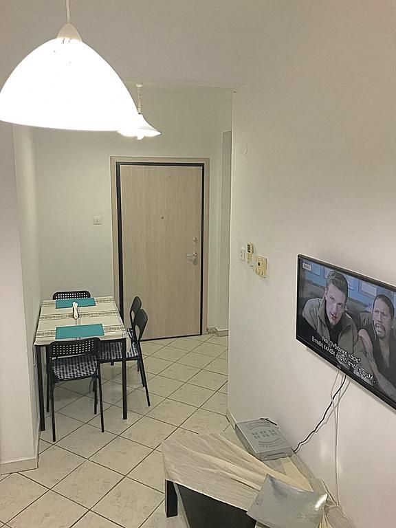 Apartament Alex Flat Neo Epivates Zewnętrze zdjęcie