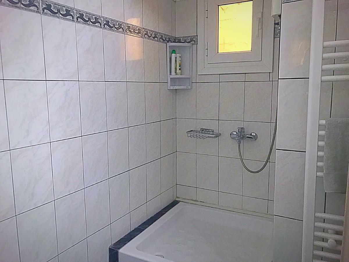 Apartament Alex Flat Neo Epivates Zewnętrze zdjęcie